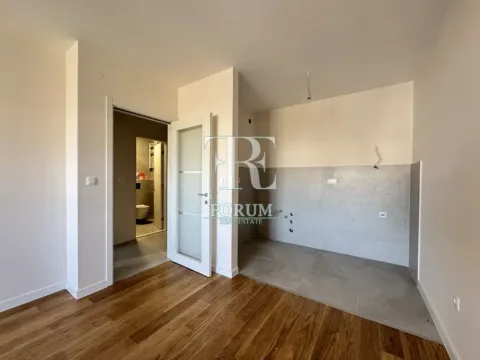 Prodaja, jednosoban stan, 48m², Central Point, Podgorica - image 4