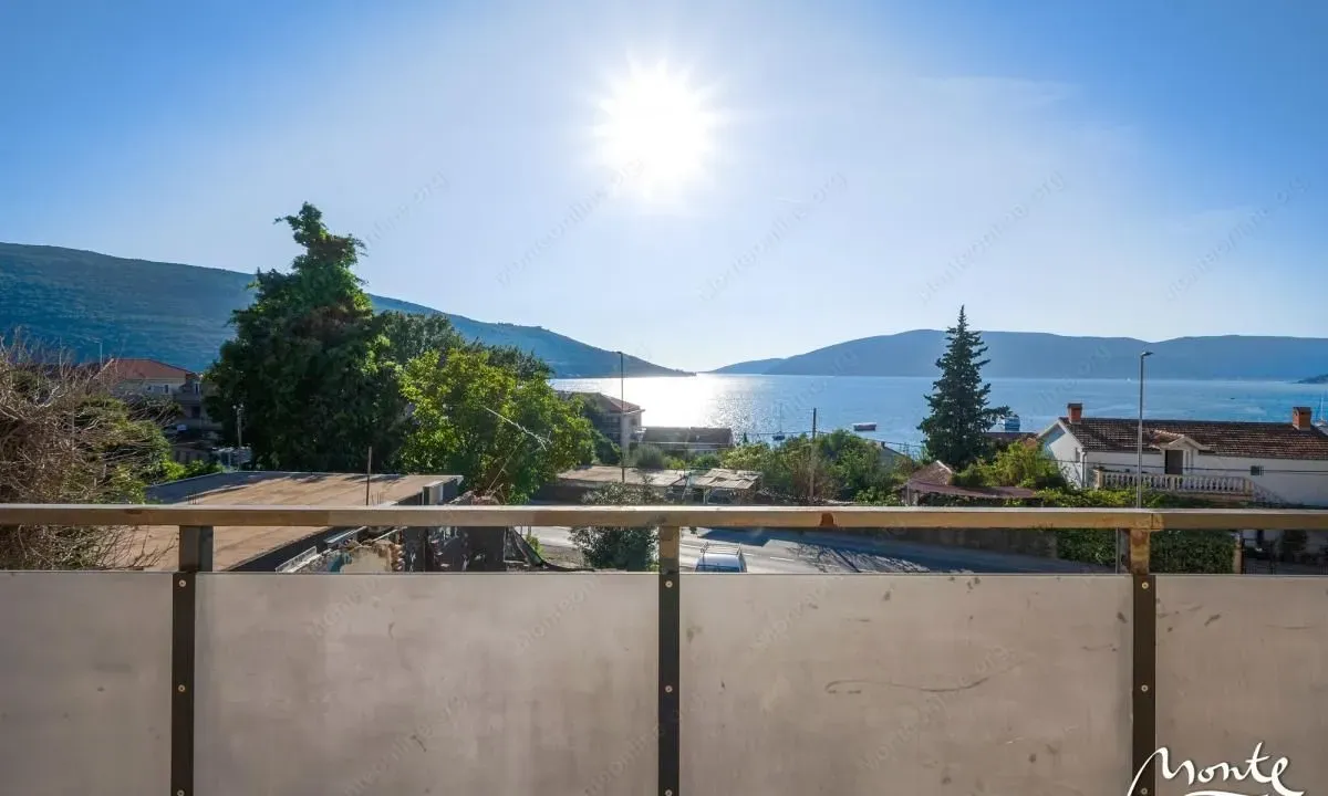 Sale, one bedroom apartment, 52m², Kumbor, Herceg Novi