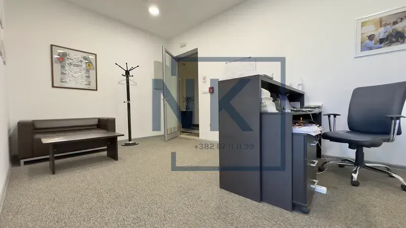 Rent, office space, 106m², Centar, Podgorica