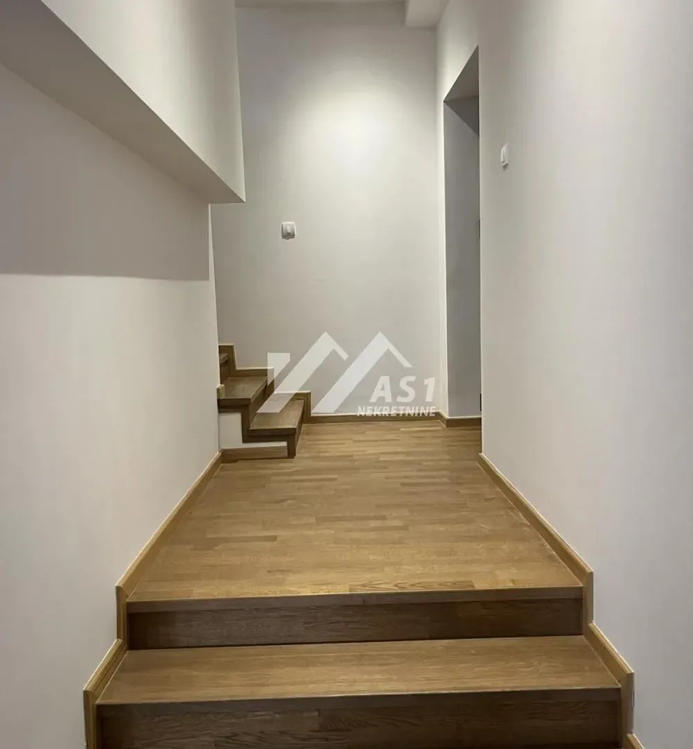 Rent, house, 235m², Sremska Kamenica, Petrovaradin