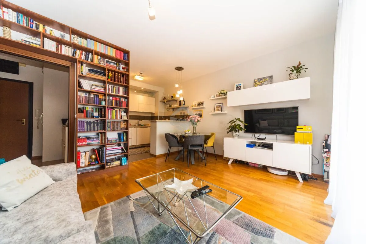 Prodaja, dvosoban stan, 75m², City Kvart, Podgorica