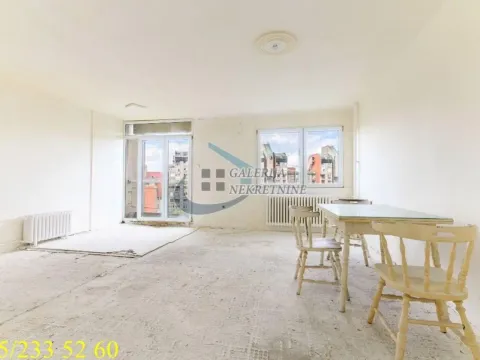 Prodaja, trosoban stan, 77m², Banjica, Voždovac Sve Podlokacije - image 2