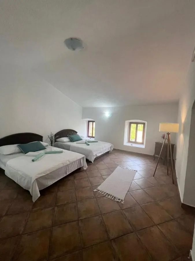 Prodaja, kuća, 243m², Reževići, Budva