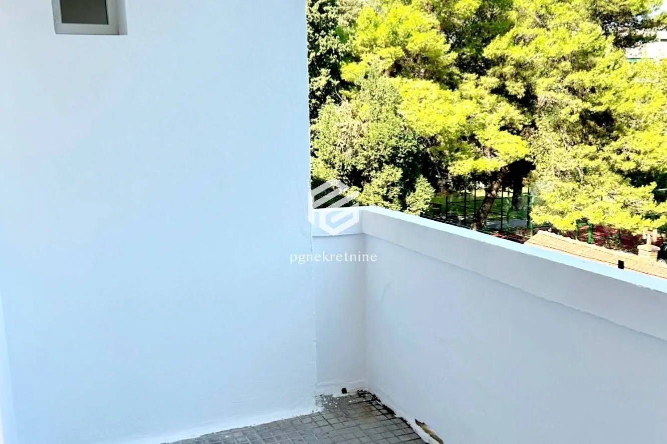 Prodaja, dvosoban stan, 64m², Centar, Podgorica