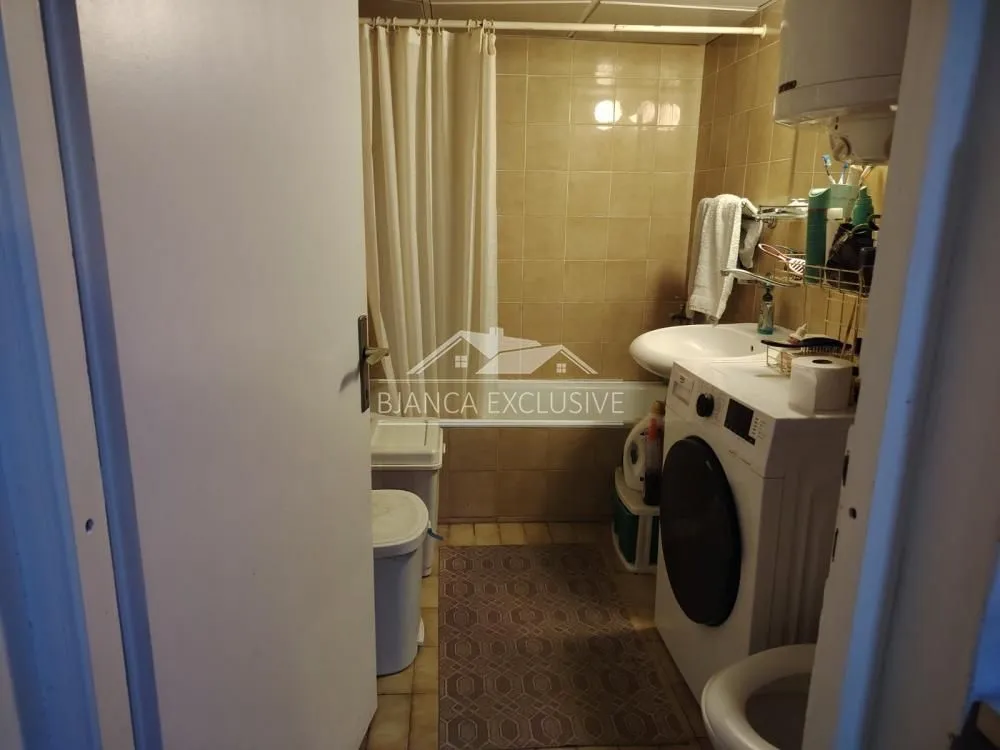 Prodaja, dvosoban stan, 48m², Novi Beograd Blok 61, Novi Beograd Sve Podlokacije
