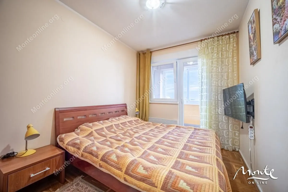 Prodaja, dvosoban stan, 55m², Bečići, Budva
