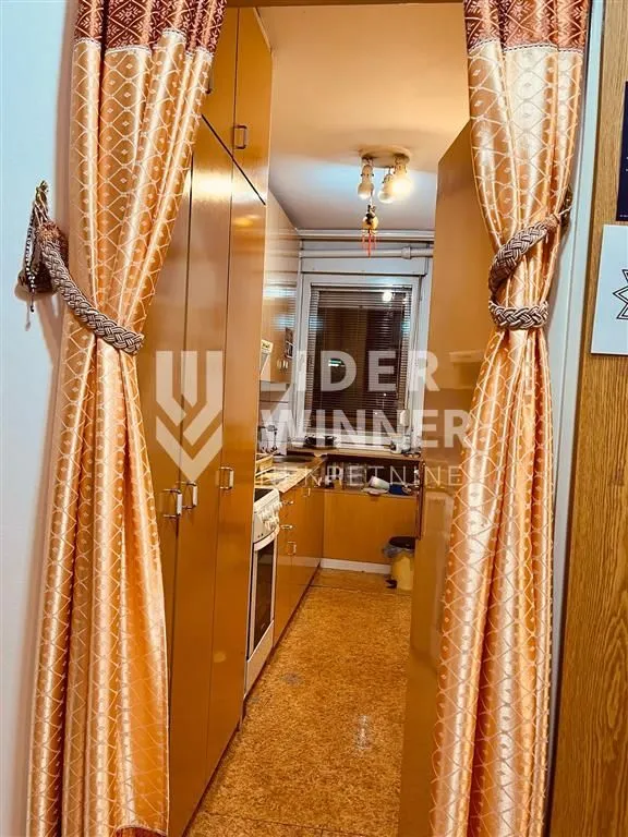 Prodaja, trosoban stan, 101m², Žarkovo, Beograd
