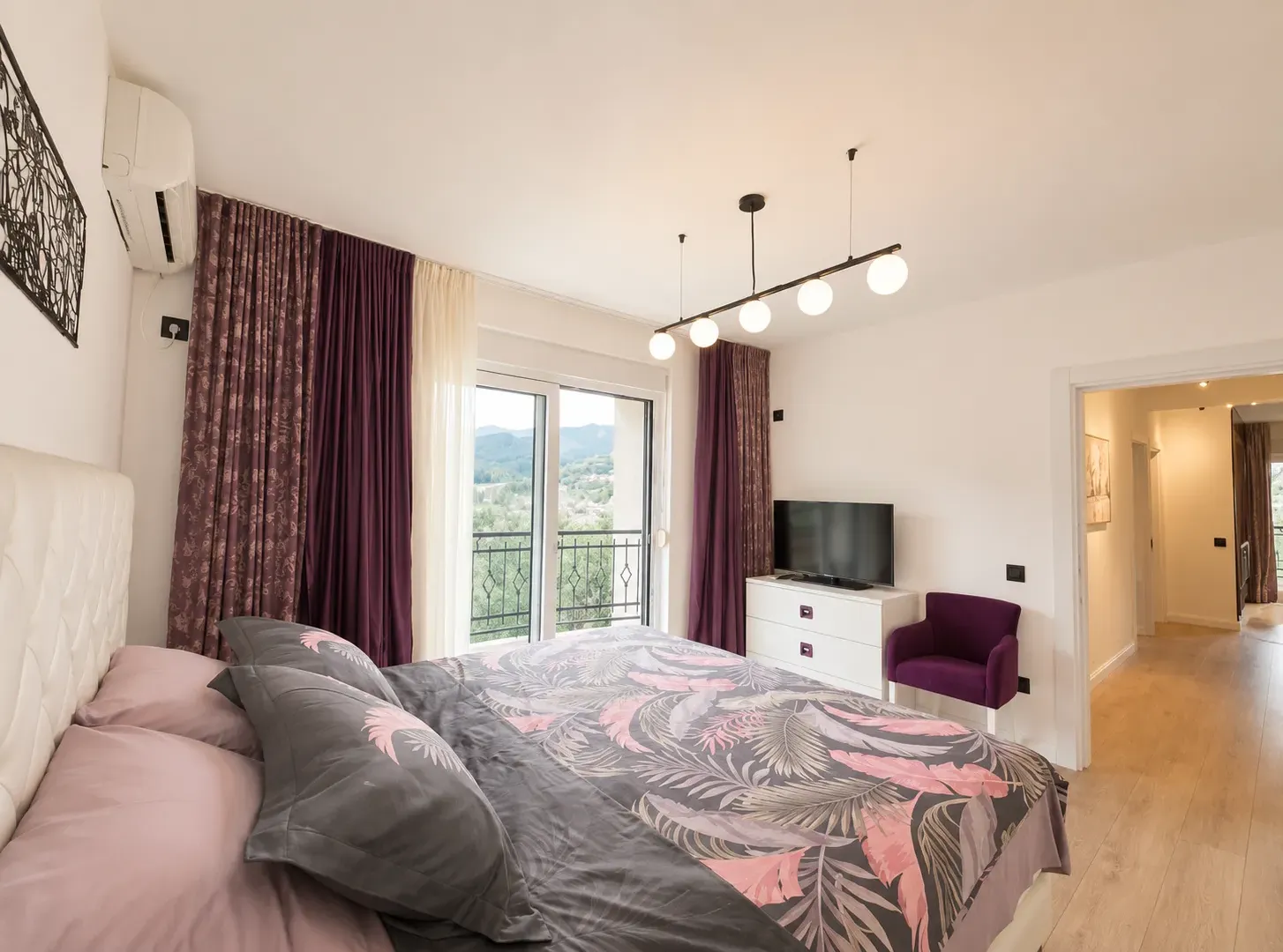 Prodaja, trosoban stan, 106m², Bečići, Budva