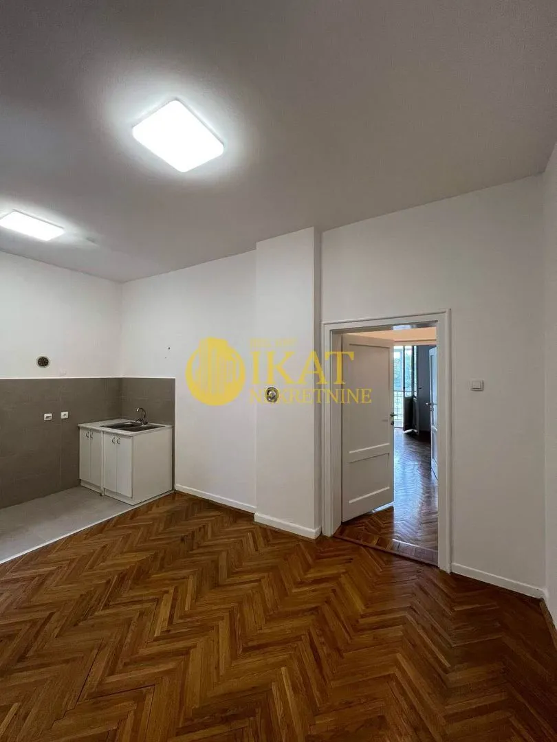 Rent, three bedroom apartment, 93m², Savski Venac, Beograd