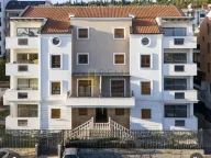 Prodaja, trosoban stan, 142m², Gorica C, Podgorica - image 1