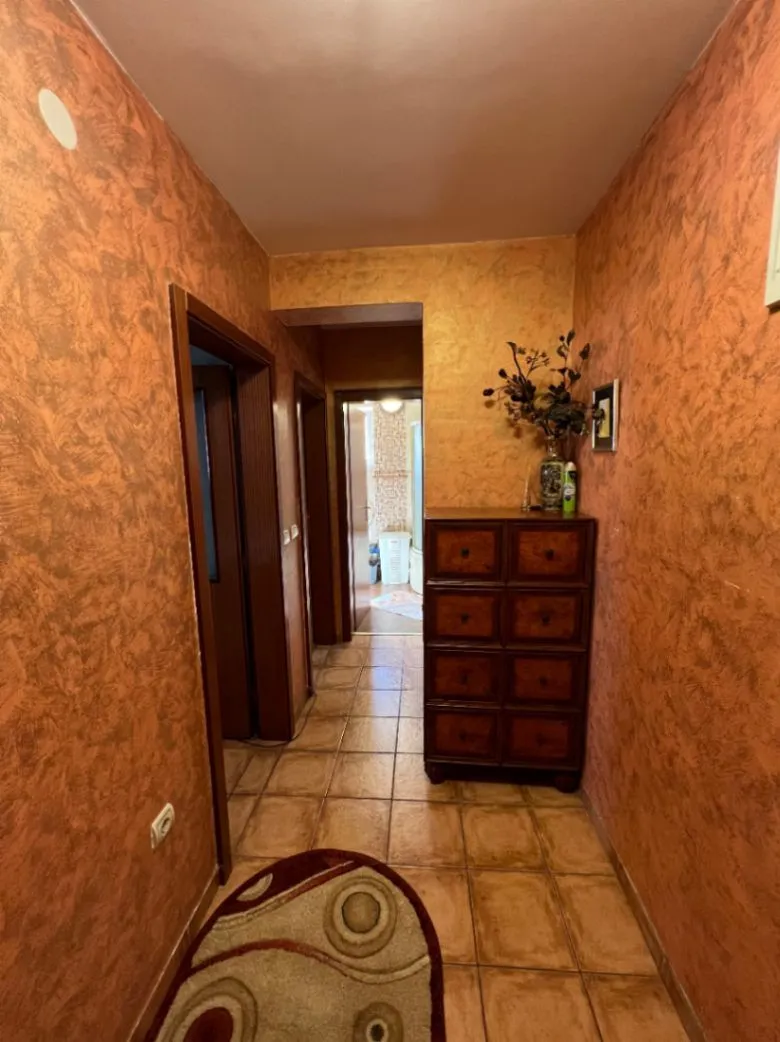 Rent, two bedroom apartment, 75m², Centar, Bar