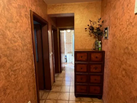 Rent, two bedroom apartment, 75m², Centar, Bar - image 10