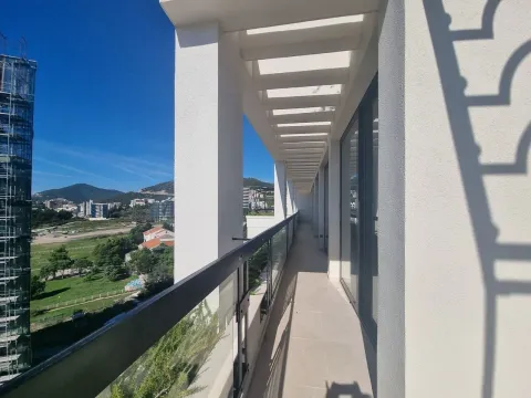 Sale, two bedroom apartment, 113m², Bečići, Budva - image 2
