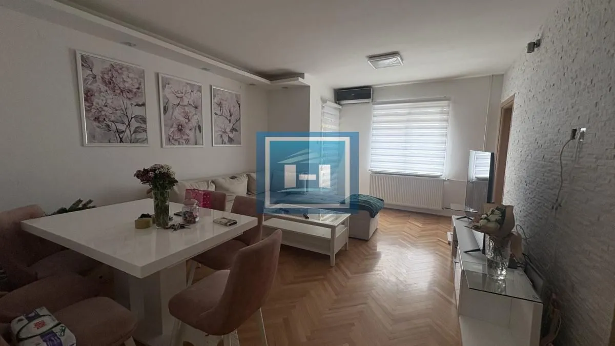 Prodaja, dvosoban stan, 68m², Sarina Medja, Jagodina