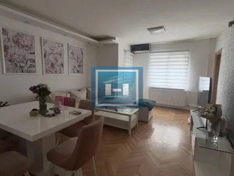 Prodaja, dvosoban stan, 68m², Sarina Medja, Jagodina - image 1