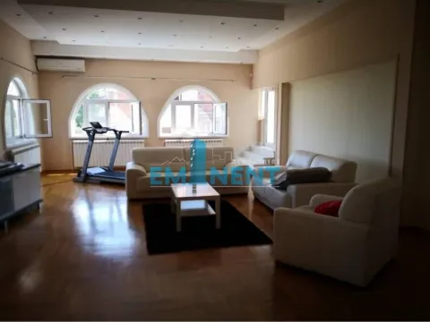 Sale, house, 768m², Višnjica, Palilula Sve Podlokacije - image 6