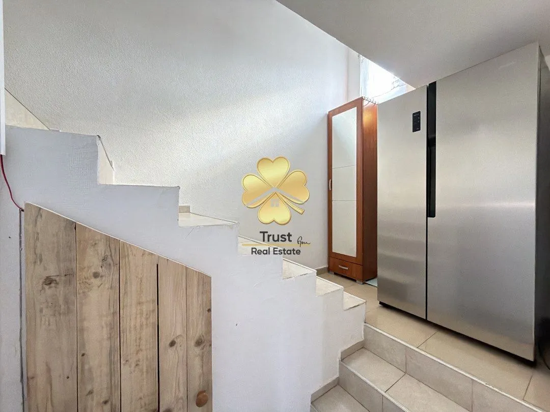 Izdavanje, kuća, 90m², Danilovgrad, Crna Gora