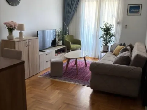 Sale, one bedroom apartment, 40m², Lazi, Budva