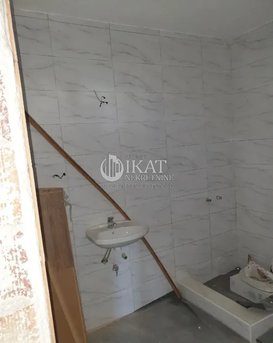 Sale, three bedroom apartment, 66m², Banjica, Voždovac Sve Podlokacije