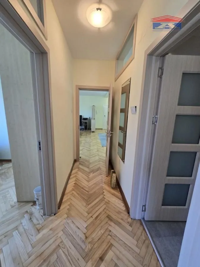 Prodaja, trosoban stan, 80m², Adamovićevo Naselje, Novi Sad Sve Podlokacije