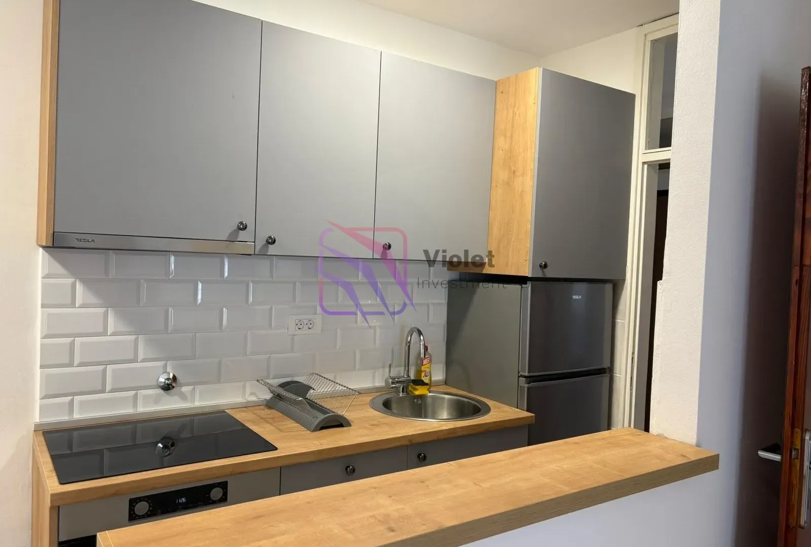 Izdavanje, dvosoban stan, 60m², Stari Aerodrom, Podgorica