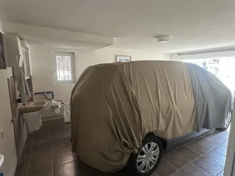 Prodaja, kuća, 300m², Ćuprija, Srbija - image 27