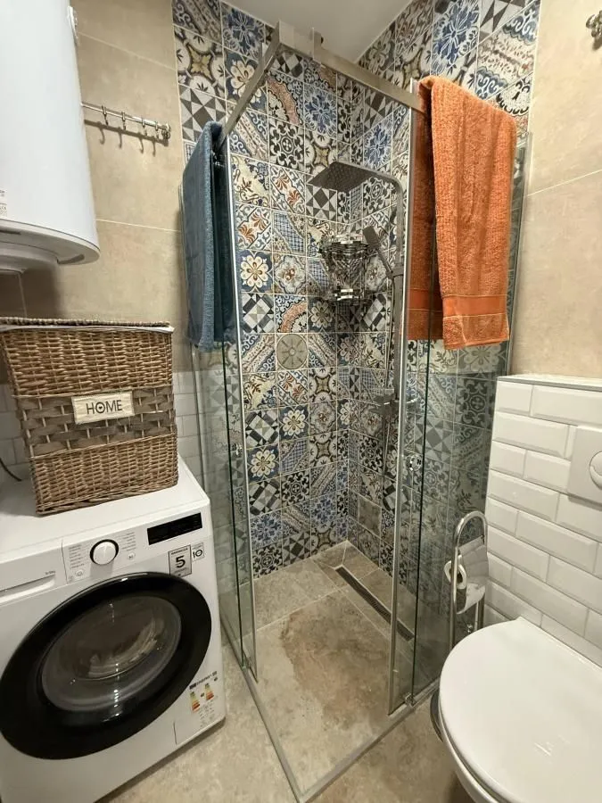 Prodaja, trosoban stan, 59m², Bulevar patrijarha Pavla, Novi Sad Sve Podlokacije