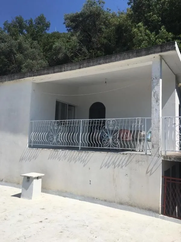 Sale, two bedroom apartment, 66m², Sutomore, Bar