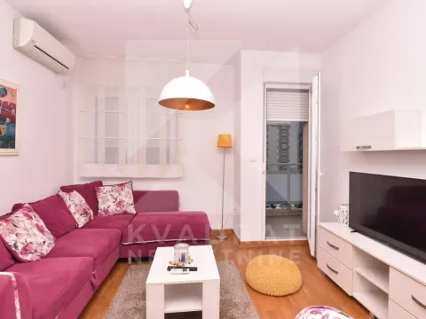 Rent, one bedroom apartment, 45m², City Kvart, Podgorica - image 4