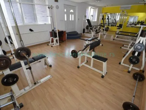 Prodaja, kuća, 760m², Višnjica, Palilula Sve Podlokacije - image 8