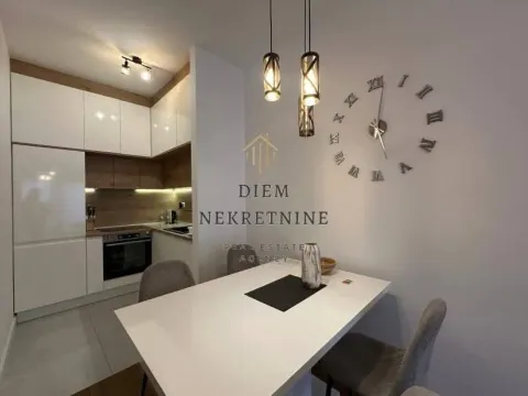 Rent, two bedroom apartment, 80m², Soho City, Bar - image 6