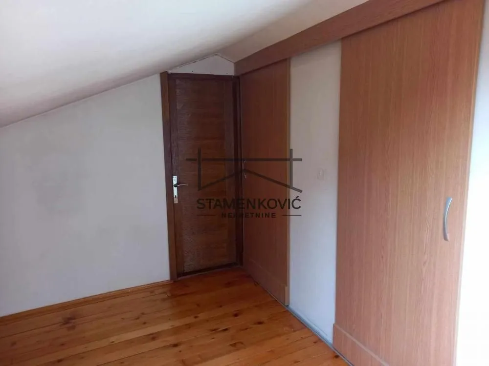 Prodaja, četvorosoban stan, 81m², Sajam, Novi Sad Sve Podlokacije