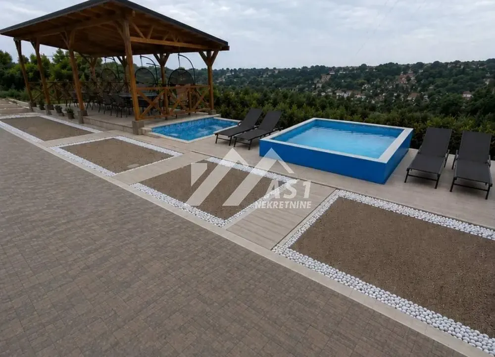 Rent, office space, 400m², Karagača, Petrovaradin