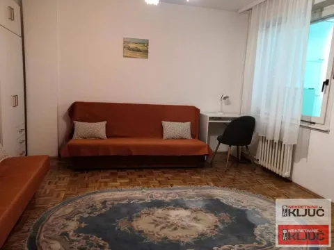 Izdavanje, dvosoban stan, 54m², Sajmište, Novi Sad
