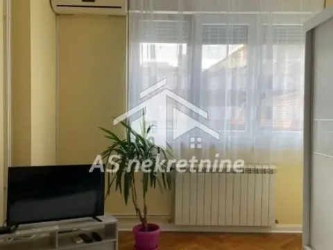 Izdavanje, dvosoban stan, 56m², Stari Grad, Beograd - image 10