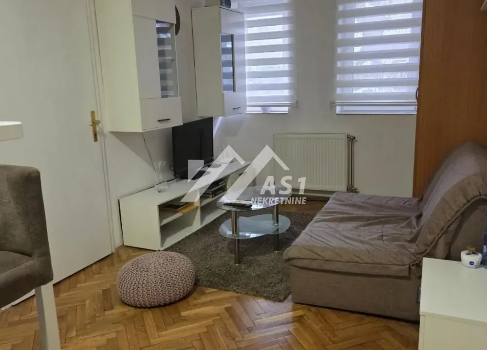 Izdavanje, jednosoban stan, 24m², Novi Sad Sve Podlokacije, Novi Sad
