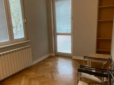 Izdavanje, trosoban stan, 80m², Đeram Pijaca, Beograd - image 9