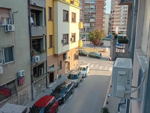 Izdavanje, dvosoban stan, 70m², Medijana, Niš - image 7