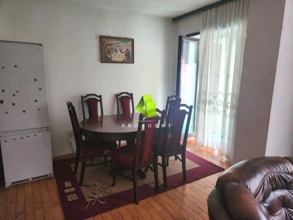 Sale, house, 300m², Ledena Stena, Niš