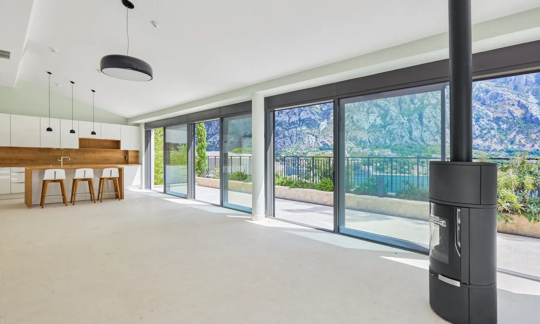 Sale, house, 479m², Prčanj, Kotor