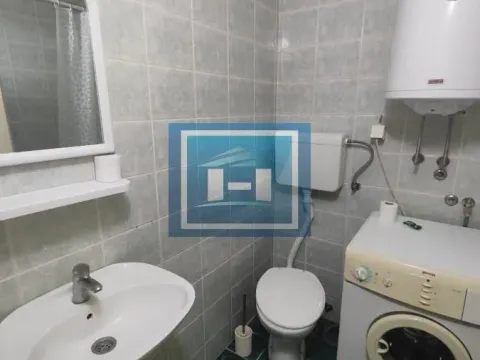 Izdavanje, garsonjera, 30m², Centar, Jagodina - image 13