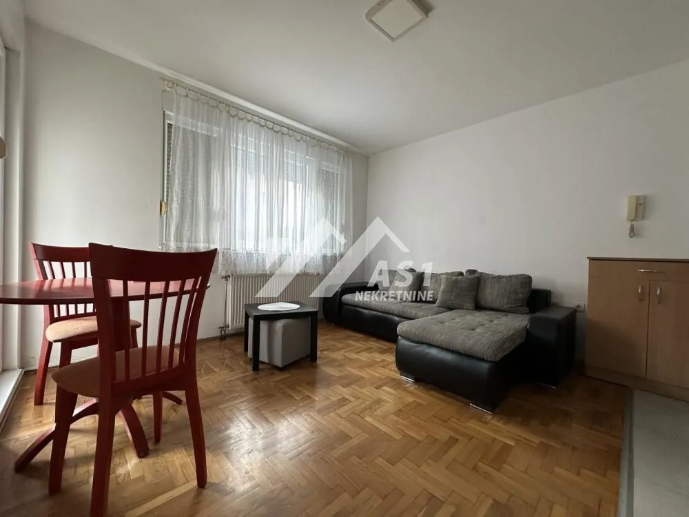 Rent, one bedroom apartment, 34m², Grbavica, Novi Sad Sve Podlokacije