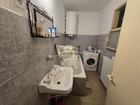 Sale, house, 117m², Petrovac na Mlavi, Srbija - image 10