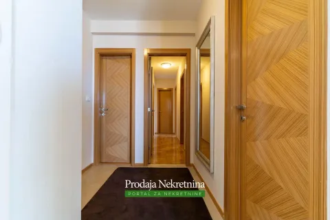 Rent, two bedroom apartment, 130m², Centar, Bar - image 14