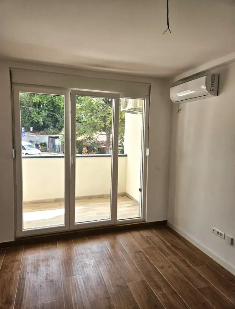 Prodaja, jednosoban stan, 45m², Radanovići, Kotor