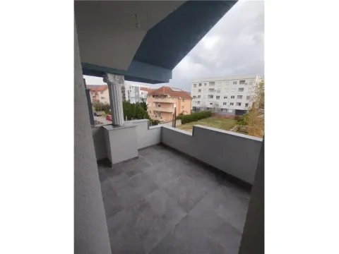 Izdavanje, četvorosoban stan, 179m², Čalije, Niš - image 11