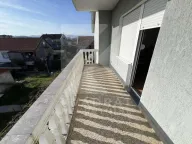 Rent, house, 500m², Stari Aerodrom, Podgorica - image 24