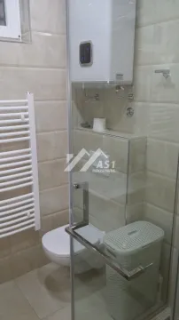 Izdavanje, dvosoban stan, 50m², Centar, Novi Sad - image 8