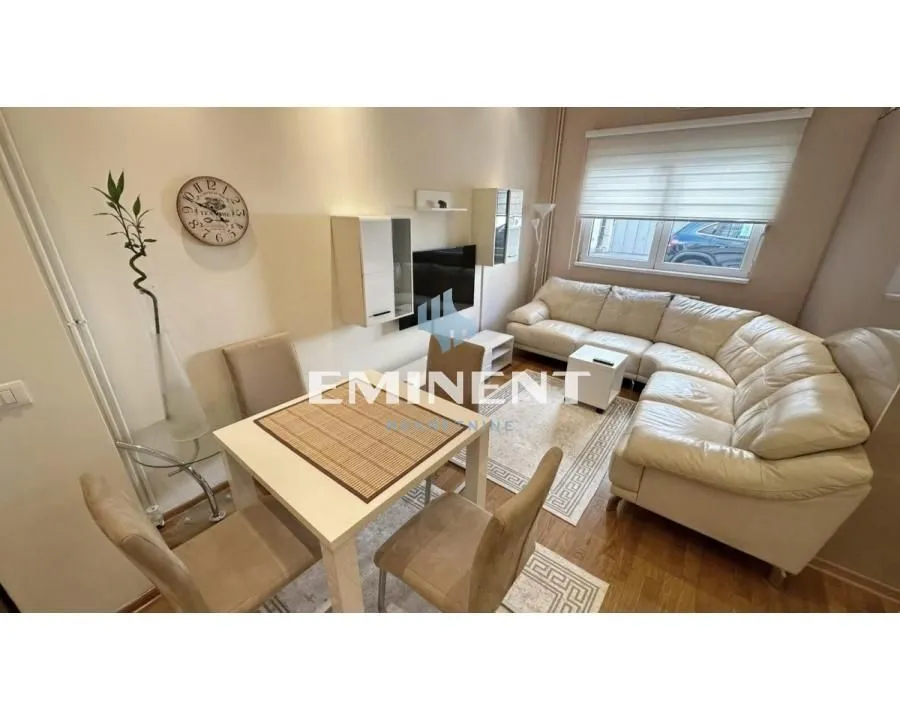 Rent, apartment, 38m², Stari Grad, Beograd