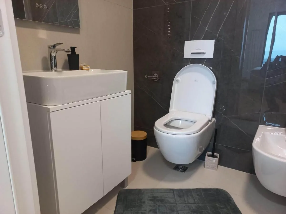 Rent, four bedroom apartment, 95m², Stari Grad, Beograd